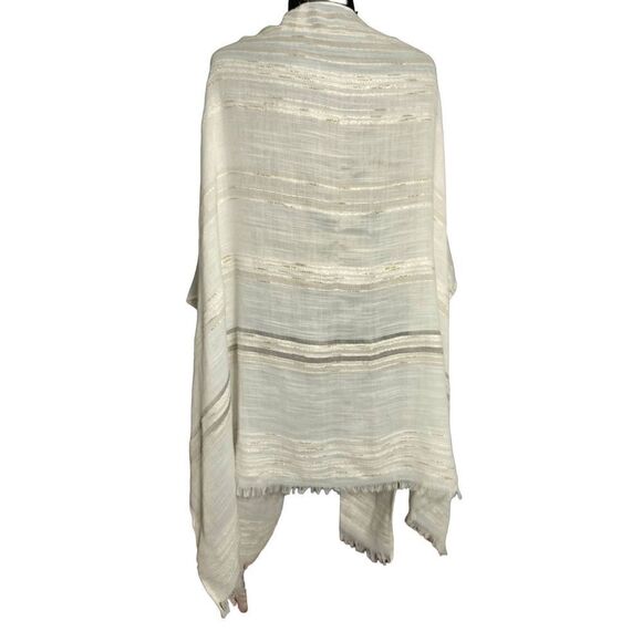 NWT Torrid Ivory and gold striped Shawl/Top. ONE SIZE - Picture 6 of 8